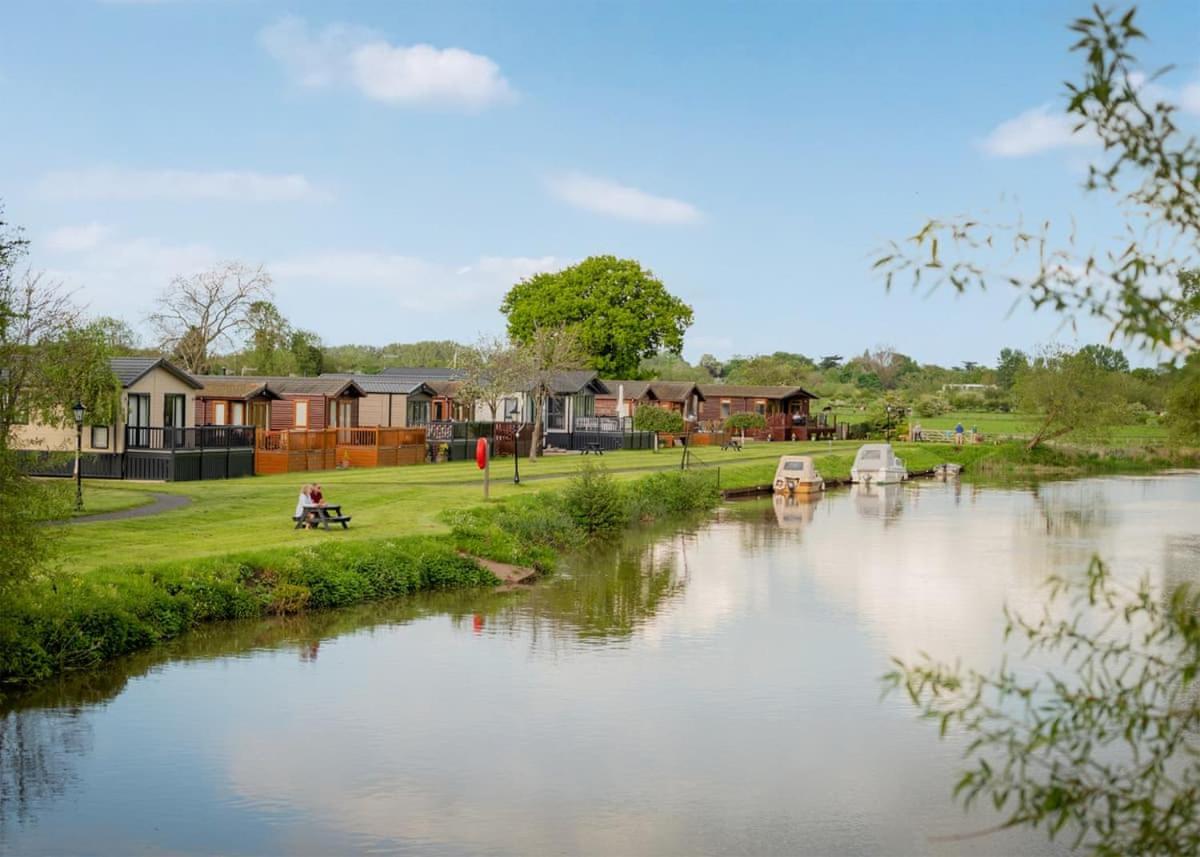 Riverside Park Stratford-upon-Avon Exterior photo